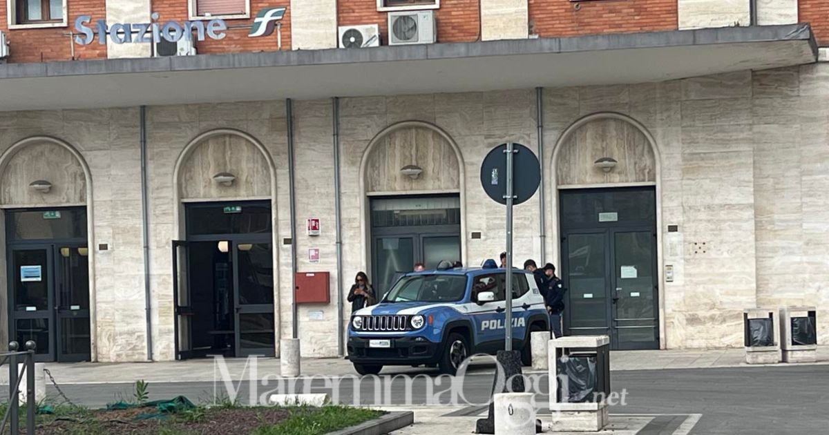 Controlli della polizia alla stazione di Grosseto