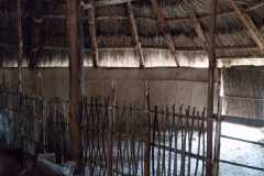 Il riparo per gli animali nella grande capanna