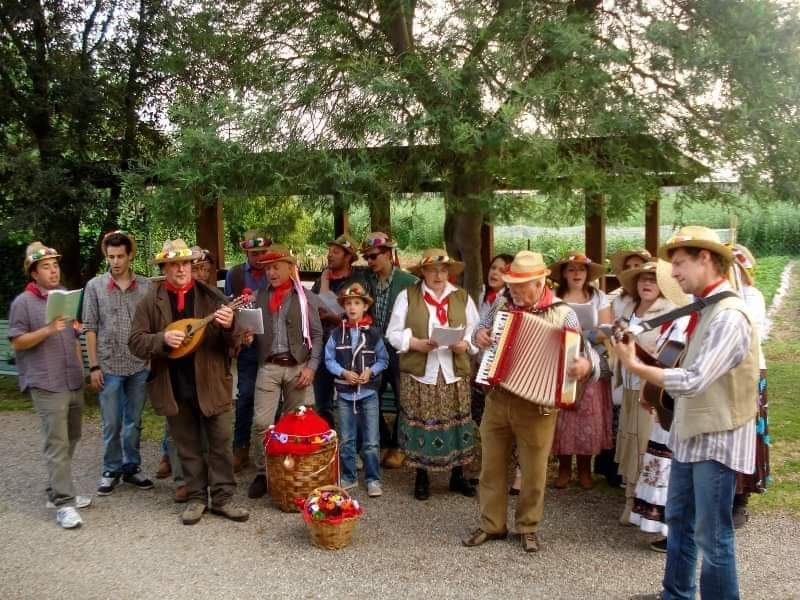 Gruppo-tradizioni-popolari-di-Braccagni-3