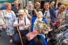 Il compleanno per i 100 anni di Lina Rabiti a Castiglione della Pescaia - 1