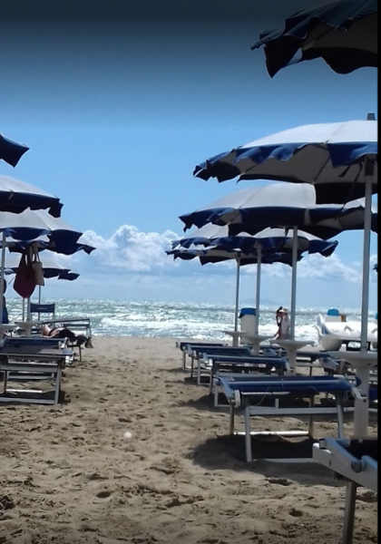 MARINA-DI-GROSSETO-MARE-Spiaggia-del-Bagno-Miramare-5