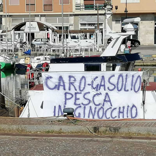 La protesta dei pescatori a Castiglione