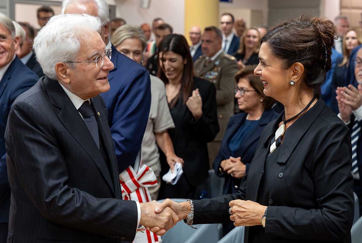 Grosseto - Il Presidente Sergio Mattarella saluta Laura Boldrini, in occasione della cerimonia presso il Polo Nuovo dell’Ospedale Misericordia, oggi 17 settembre 2026.
(Foto di Paolo Giandotti - Ufficio per la Stampa e la Comunicazione)