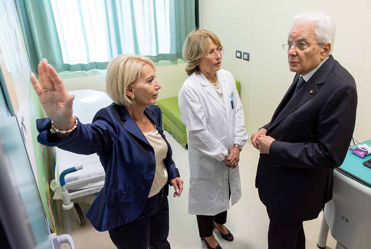 Grosseto - Il Presidente Sergio Mattarella nel corso della visita alla Stanza Rosa del pronto soccorso dell'Ospedale Misericordia,  oggi 17 settembre 2026.
(Foto di Paolo Giandotti - Ufficio per la Stampa e la Comunicazione)