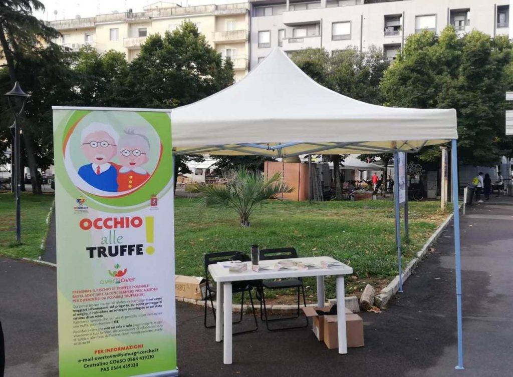 Il gazebo dell'info point Over to over