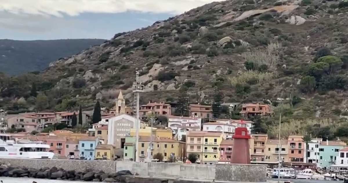 Il porto all'Isola del Giglio