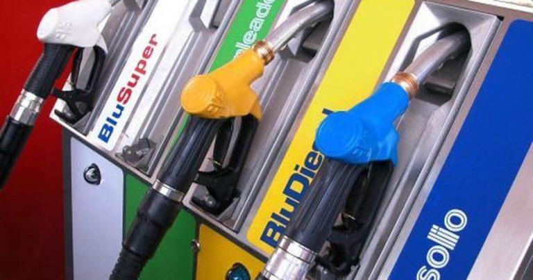A rischio anche i distributori di carburante
