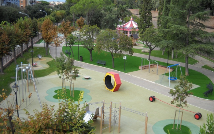 Il parco giochi in via Ximenes