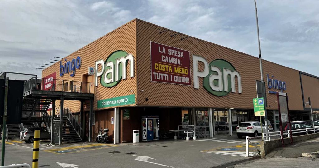 Il supermercato Pam di via del Sabotino a Grosseto