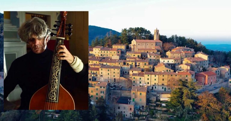 Una veduta di Gerfalco e il direttore artistico del Festival, Alessandro Pierini