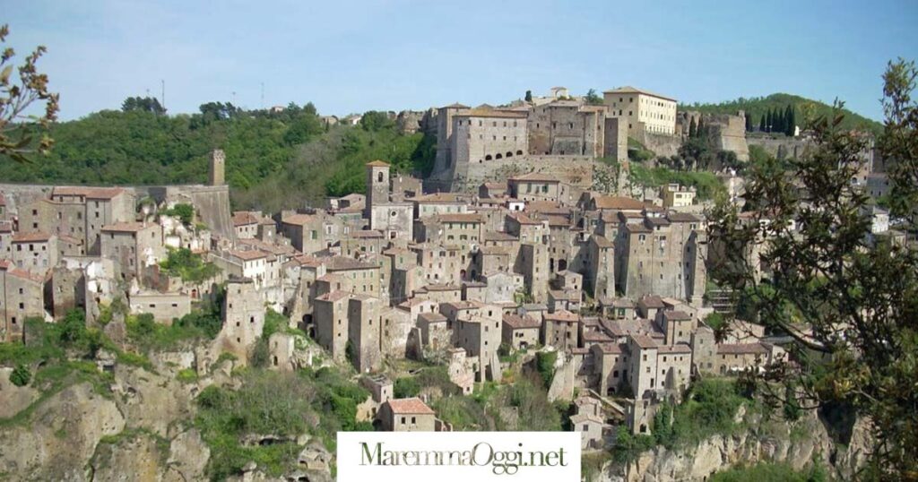 Una veduta di Sorano