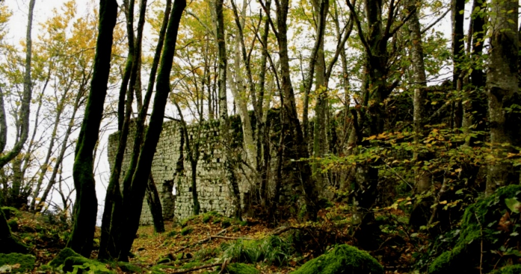 Il castello di Sassoforte