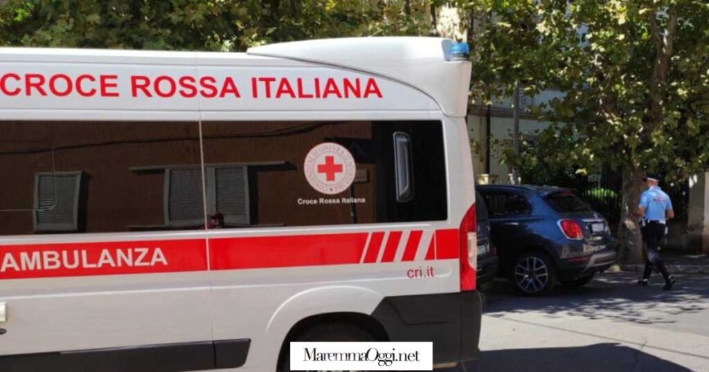 Un'ambulana della Croce Rossa