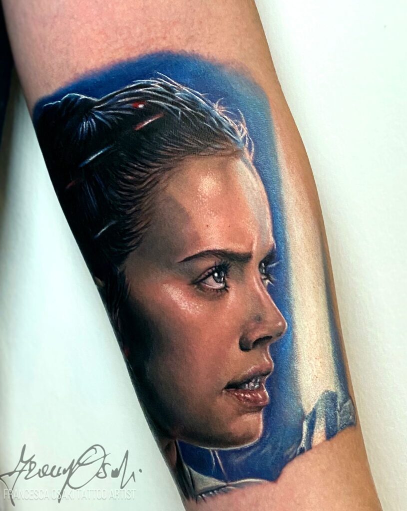 Tatuaggio vincitore del Best portrait color di Francesca Osaki