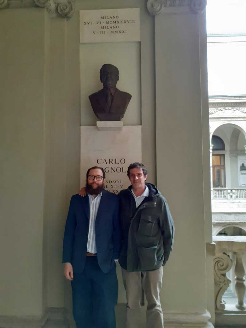 Alessandro Conti con Andreas Bottone, direttore della Fonderia Battaglia