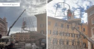 Il montaggio dell'albero in piazza Duomo, la scelta green del Comune