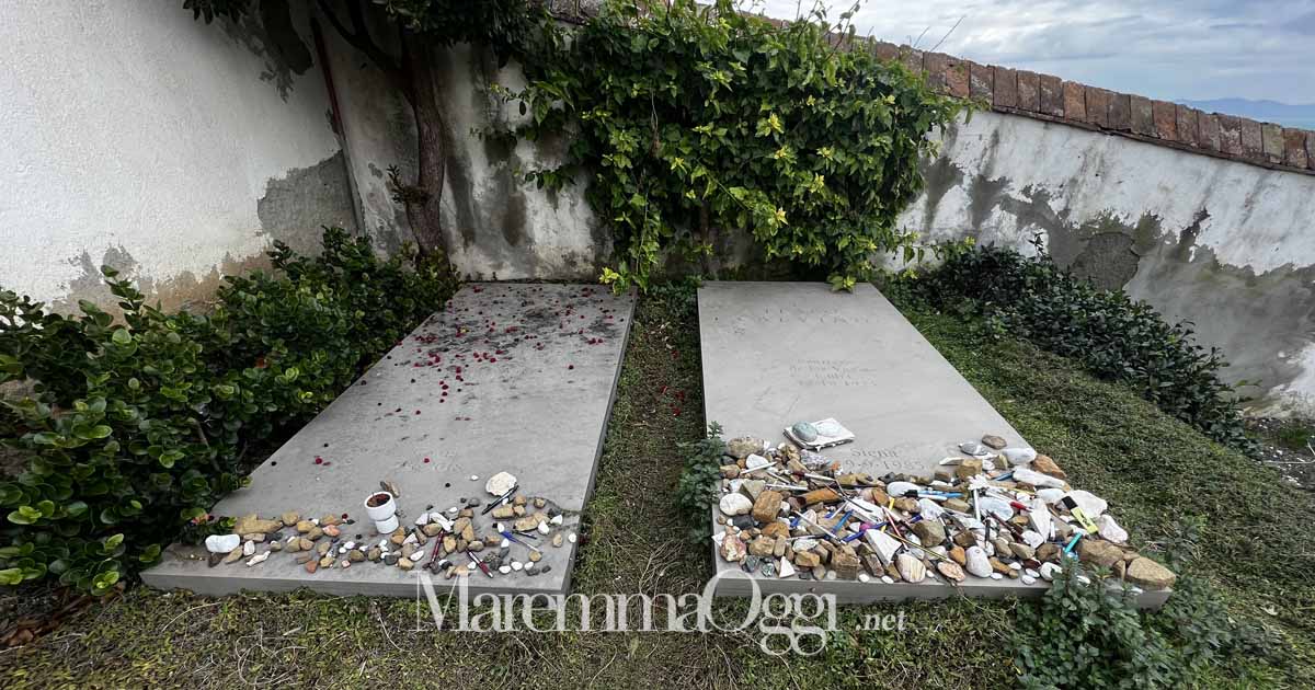 Castiglione. la tomba di Italo Calvino