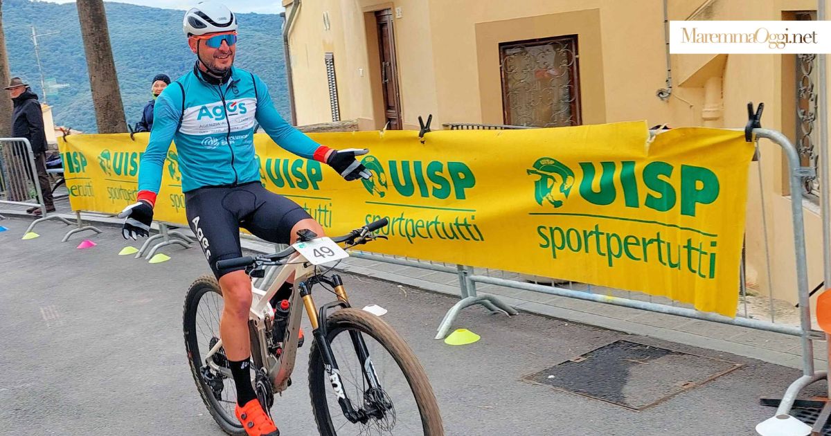 Mtb: Rispoli in trionfo a Scarlino, 24 km davanti a tutti