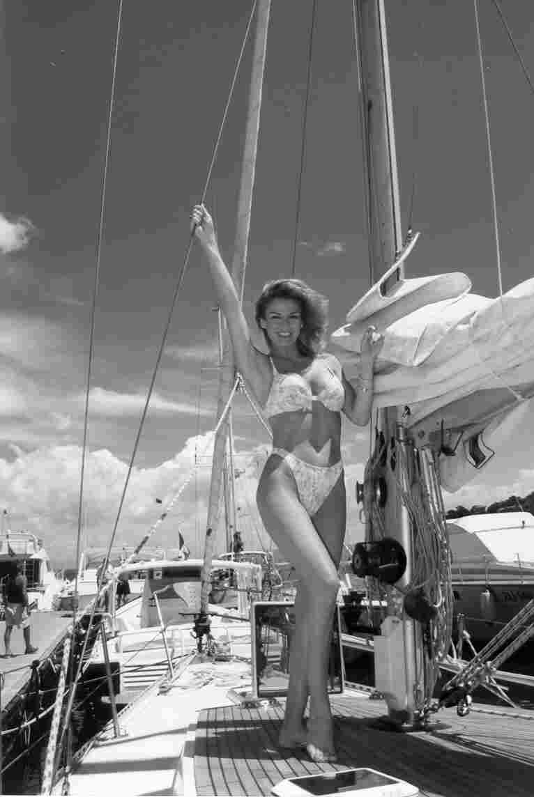Cindy Crawford in barca all'Argentario