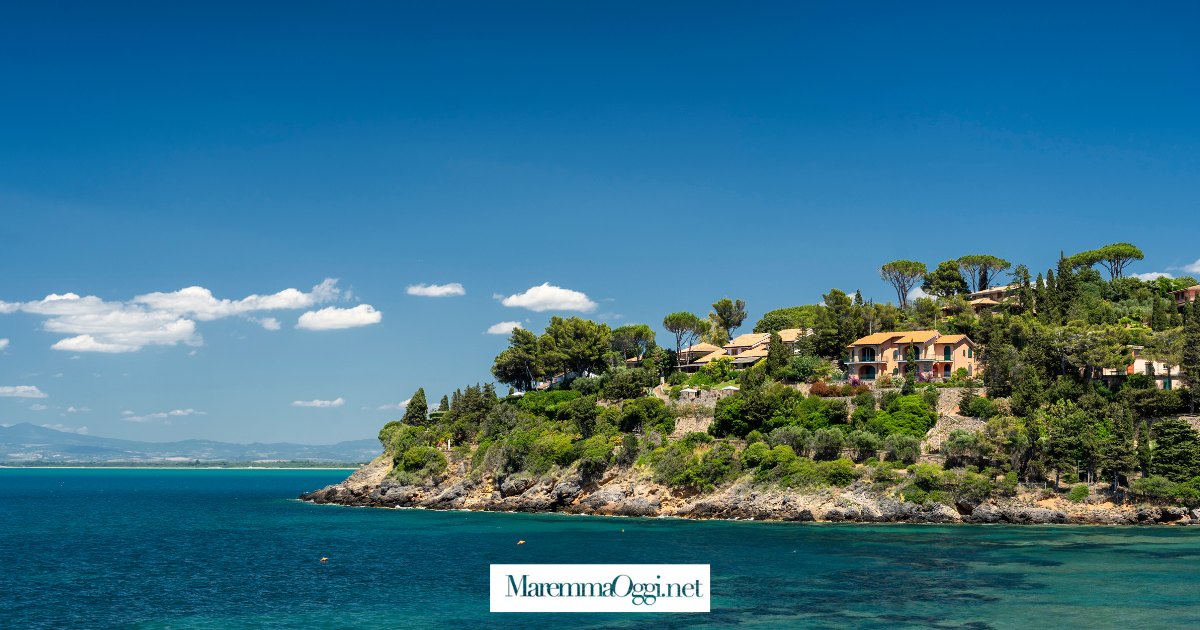 Una veduta di Monte Argentario (foto d'archivio)