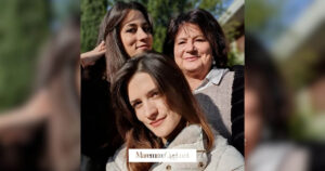 Maria Lucilla Baccetti con le figlie Silvia e Laura