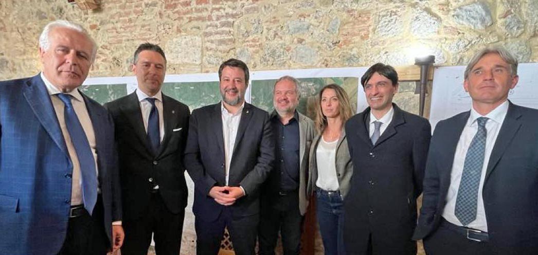All'incontro con Salvini c'erano anche i parlamentari Simona Petrucci, Fabrizio Rossi e Marco Simiani