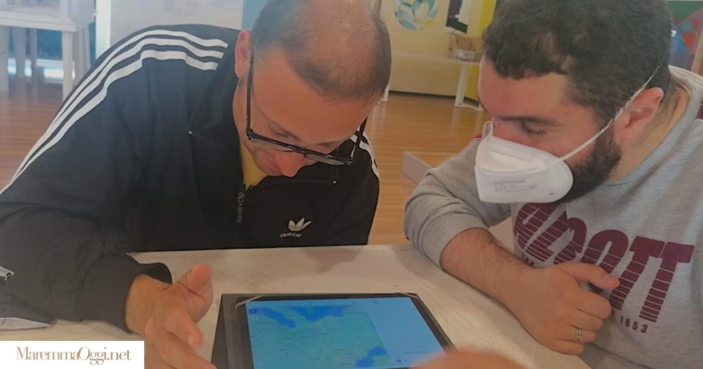 Gli ospiti della Fondazione il Sole a scuola di viaggi con tablet e app