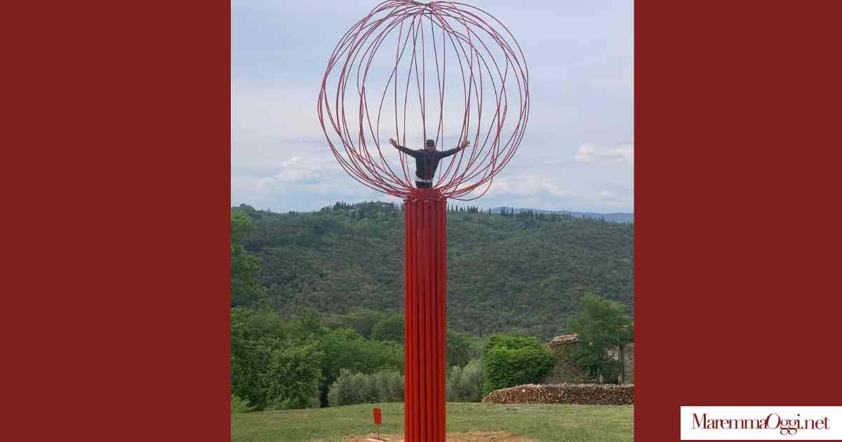 Rodolfo Lacquaniti con l'Albero della vita