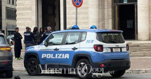 Controlli della polizia in piazza della Vasca a Grosseto