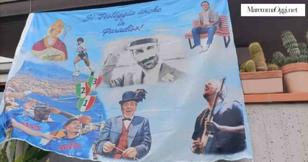 La bandiera con i simboli di Napoli e Gigi Ambrosio