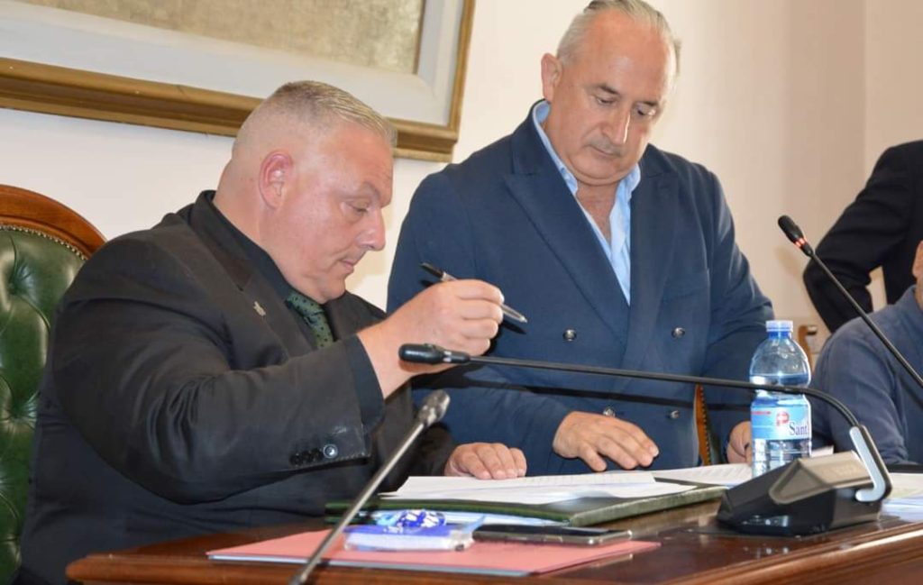 La firma di Vivarelli Colonna