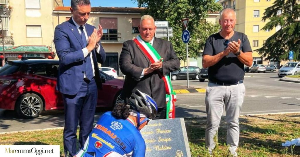 Il sindaco di grosseto Antonfrancesco Vivarelli colonna con i ciclisti