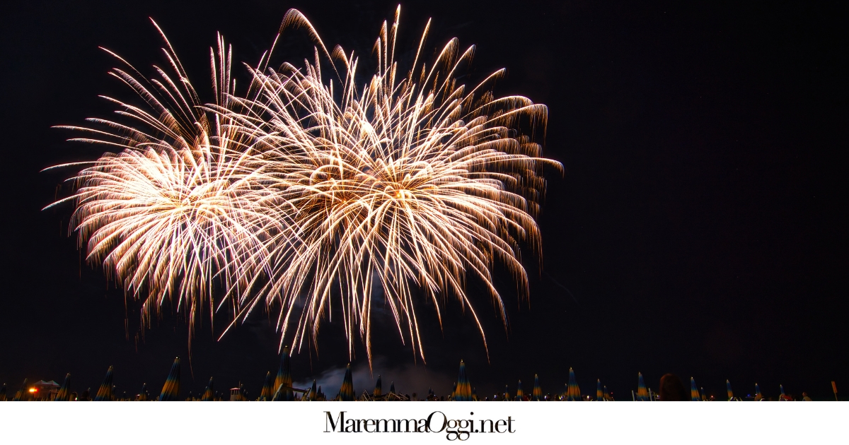 fuochi d'artificio san Rocco Marina di Grosseto 2023 Francesco Viaggi