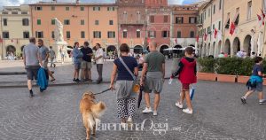 Centinaia e centinaia di turisti stranieri in centro in questi giorni di meteo non buono sul mare
