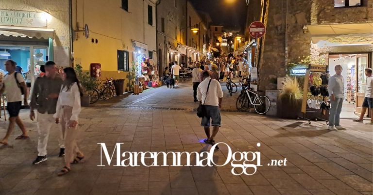 La movida nella salitina a Castiglione della Pescaia