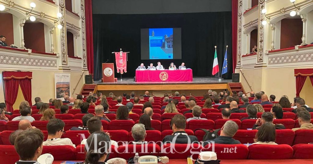 Polizia municipale, convegno sulla sicurezza, teatro degli Industri, Grosseto