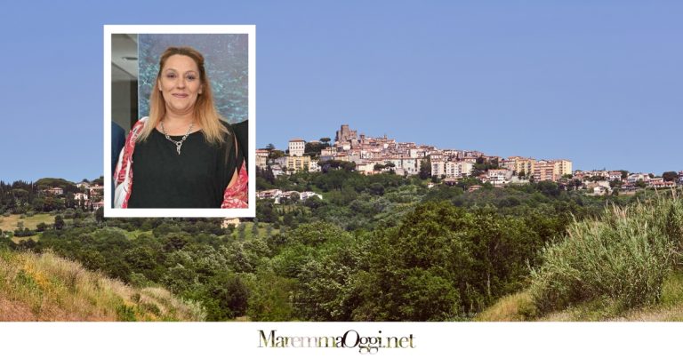 Nel riquadro la vicesindaca Valeria Bruni, sullo sfondo una veduta di Manciano