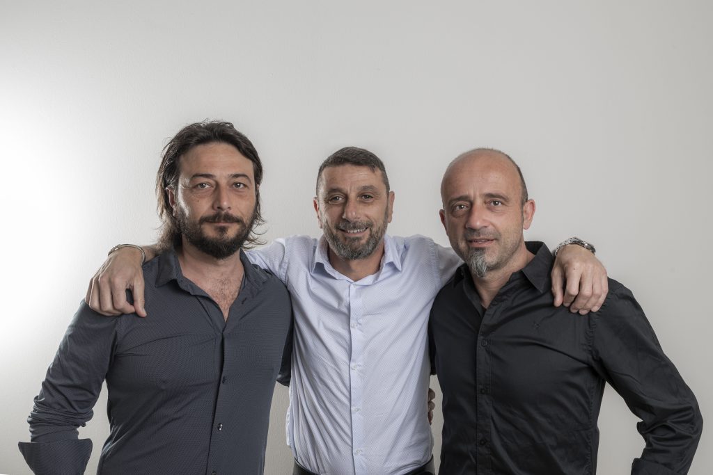 Cima infissi Massimo Pizzinelli Antonio Campanale e Francesco Zanti