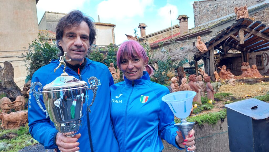 Cristian Fois e Marcella Municchi vincitori della Scalata dei presepi 2023