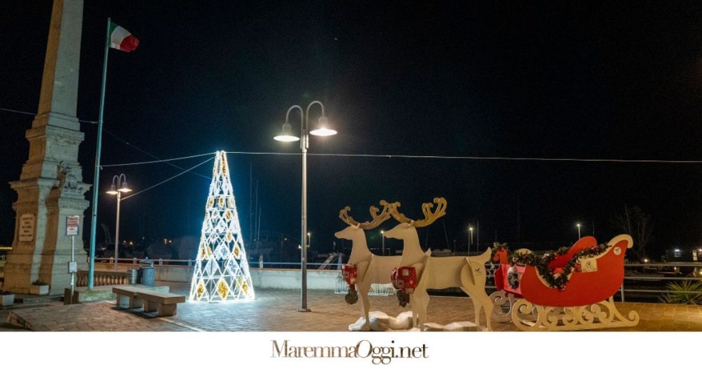 Luminarie natalizie a Castiglione della Pescaia nel Natale 2021