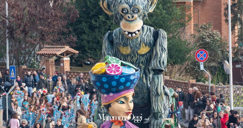 Carnevale Pitigliano - MaremmaOggi Sfilate e corteo mascherato