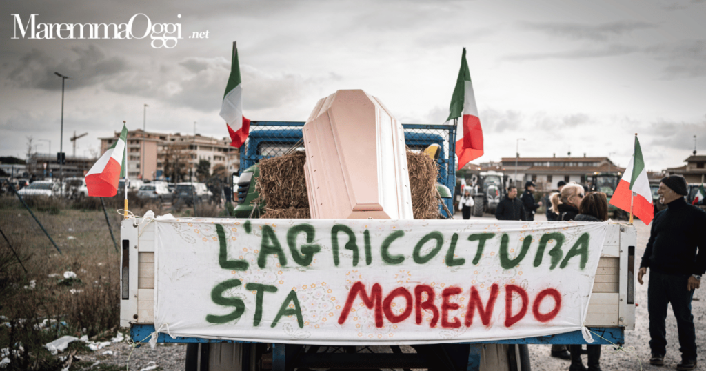 Un momento della protesta degli agricoltori al Maremà