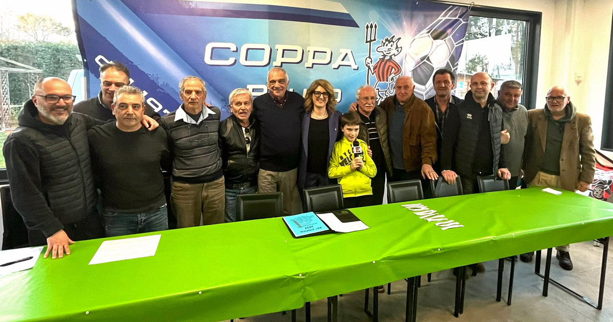 Foto di gruppo al sorteggio del Passalacqua 2024