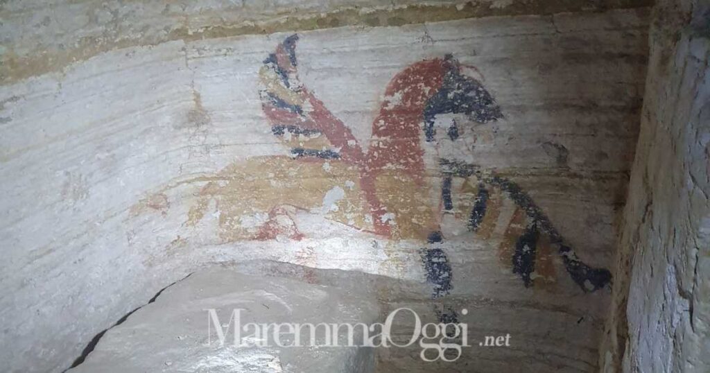 L'interno di una tomba etrusca nei dintorni di Magliano