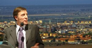 Emergenza sfratti: una veduta di Grosseto e il presidente del Sunia Antonio Terribile