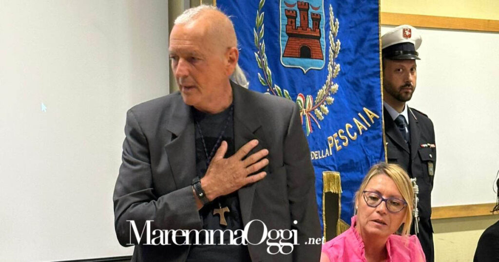 Sergio De Caprio, il capitano Ultimo, durante la cerimonia del conferimento della cittadinanza onoraria