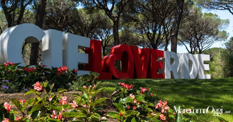 Un'immagine della scritta dentro il Cieloverde