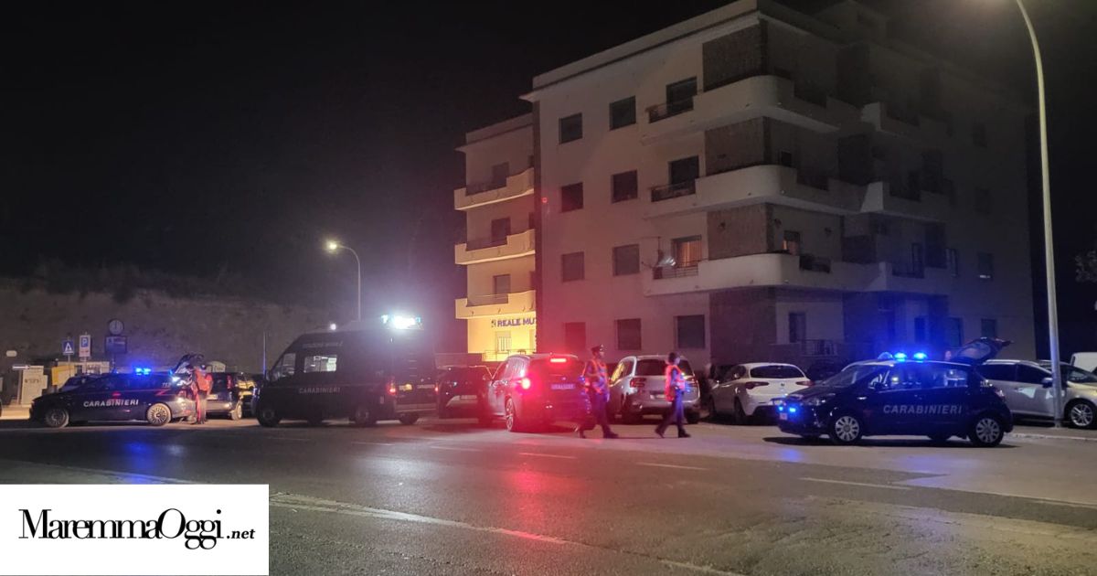 I carabinieri di Orbetello durante i controlli