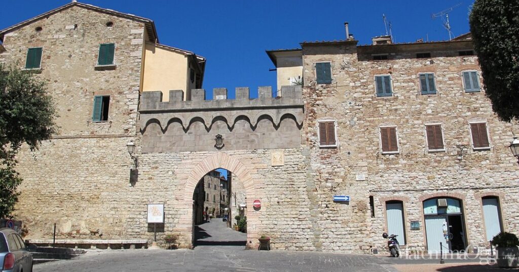 La porta di Suvereto