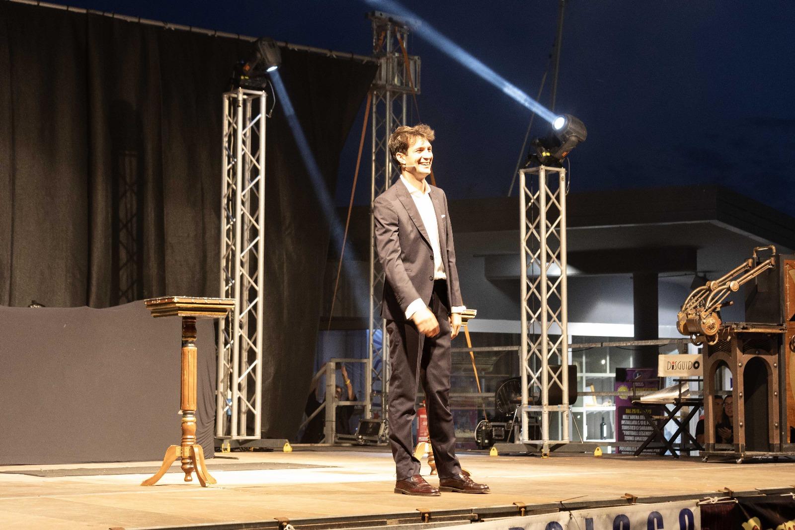 Francesco Fontanelli sul palco del Gran Galà